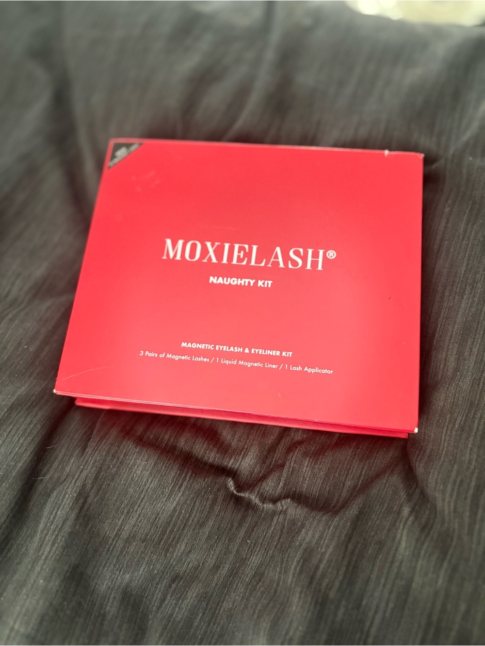 MOXIELASH Naughty Kit Magnetic Eyelash Set - Red